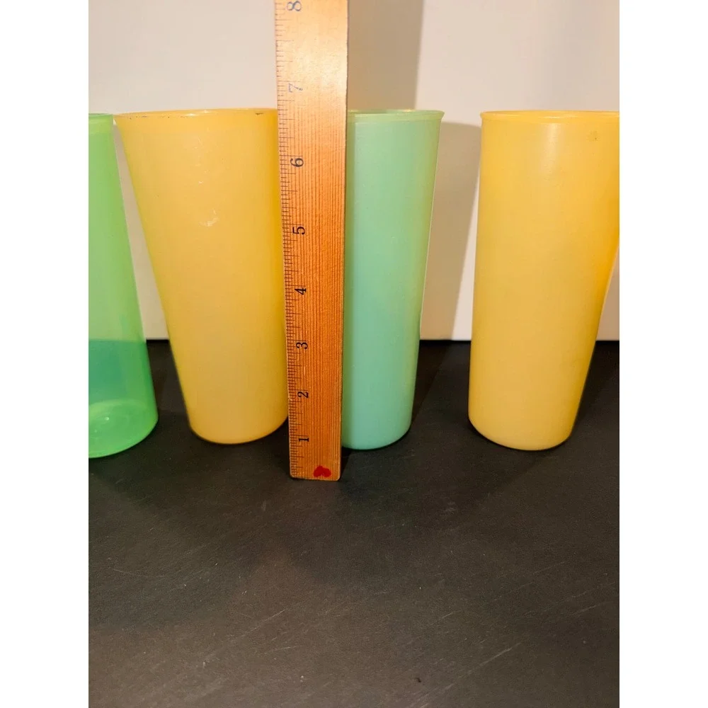 Rubbermaid gently used